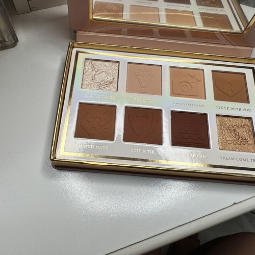 Plouise Bride To Be Palette new