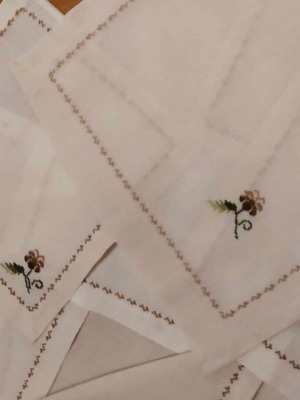 Embroidered napkins used, pack of 8 small square vintage pieces
