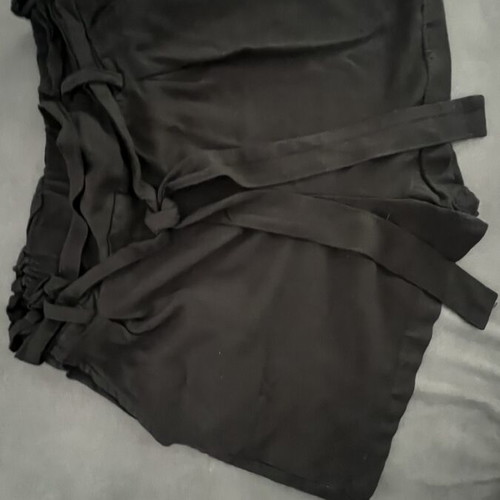 Bershka black shorts skirt like new