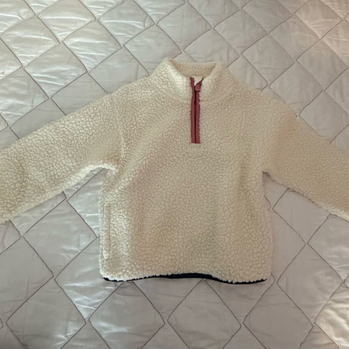 Gap sweatshirt for girl 5 years like new, white, size 110 cm