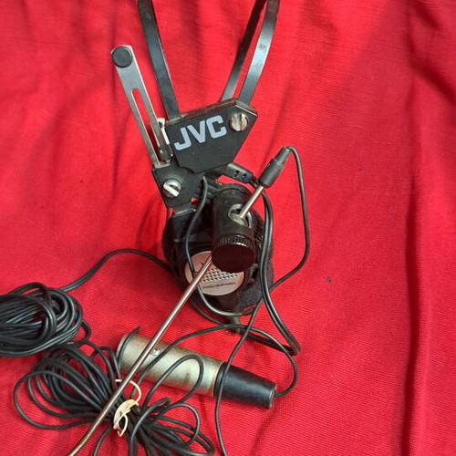 JVC H-V1 Vintage headphones used with microphone wired