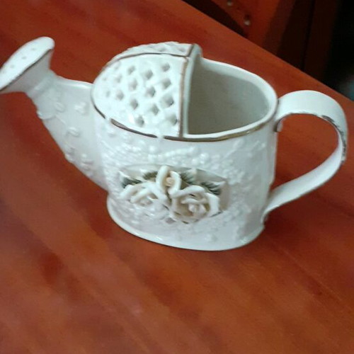 Decorative ceramic watering can with embossed pink roses 16 cm like new