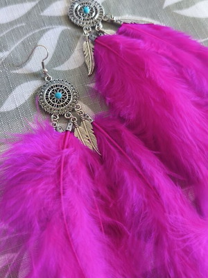 Feather earrings new, pink