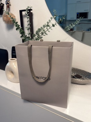 Tom Ford gift packaging like new with black wrapping paper