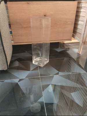Vase 35cm like new