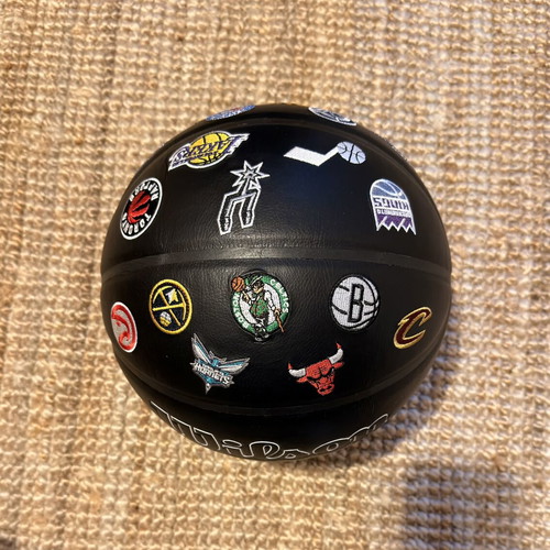 Wilson All Team Premiere Basketball outdoor like new, NBA logos