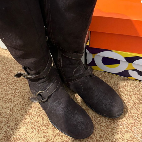Suede boots used dark brown slim fit size 37