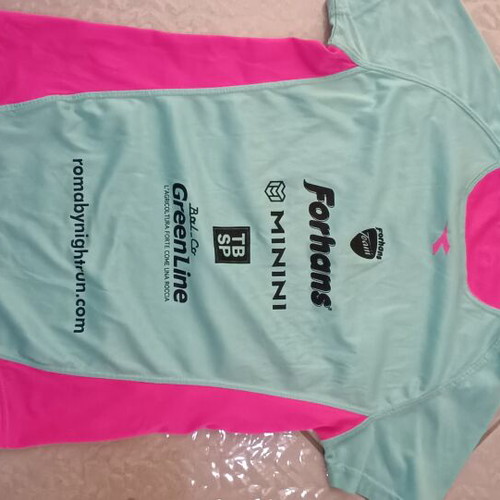 Diadora women's athletic shirt size S like new