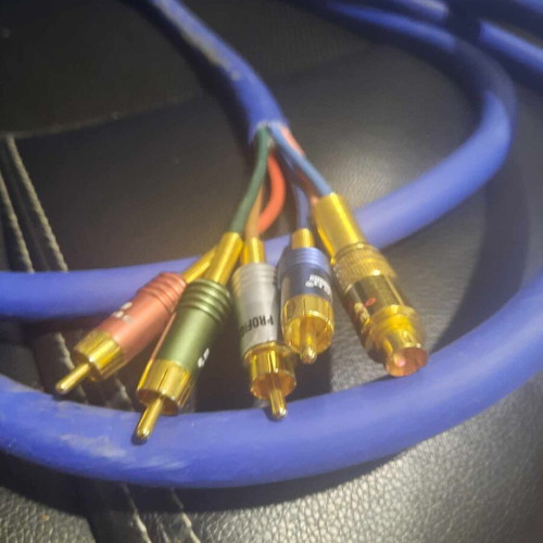 Oehlbach AV 6m Multi RCA audio video cable like new