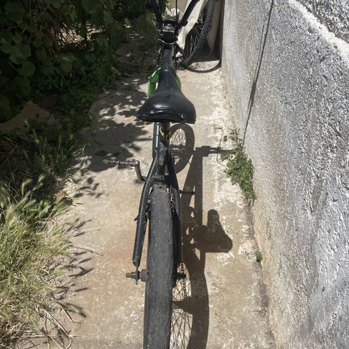 Bullet BMX bicycle like new, 20 inch, black, needs pedals