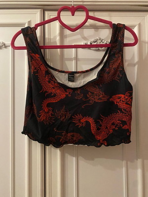 Crop top Shein με σχέδιο, μέγεθος Large, σαν καινούργιο