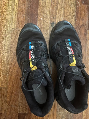 Salomon xt6 αθλητικά μεταχειρισμένα, μέγεθος 37,5, μαύρα