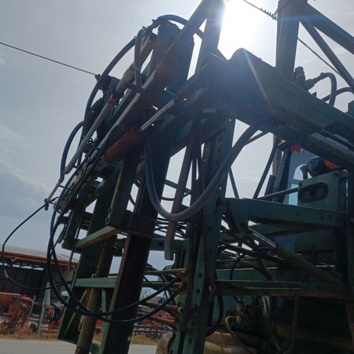 John Deere sprayer used for spare parts