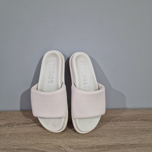 Copenhagen Studios Nappa Eggshell Leather Women Slides Size 38 like new