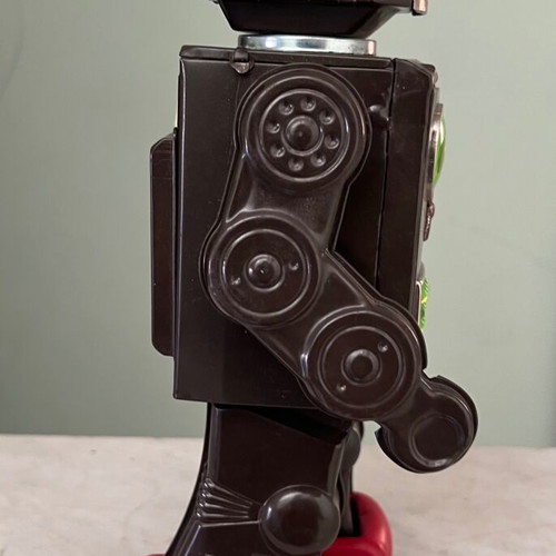 Horikawa Attacking Martian Robot used vintage tin toy from Japan