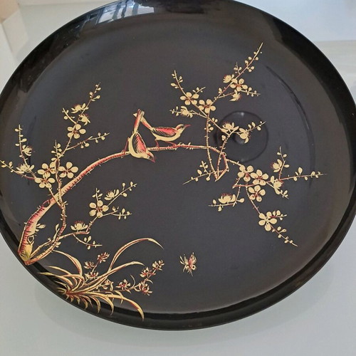Decorative wall plate Asian style black with gold paint, like new