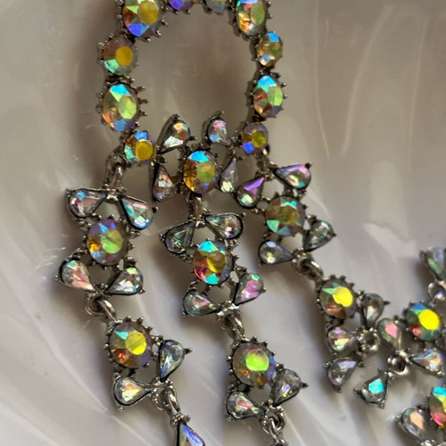 Dangling earrings new