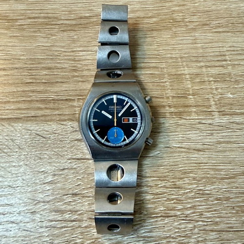 Seiko Vintage Chronograph 6139-8020 like new, blue dial