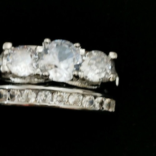 Silver-plated rings new, set of 2, size 6 or 16 with velvet box