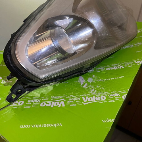 Suzuki Splash headlight used original ‘14