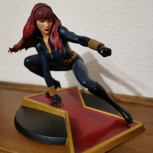 Black Widow Marvel Gallery Statue Diamond Select Toys 2018 like new
