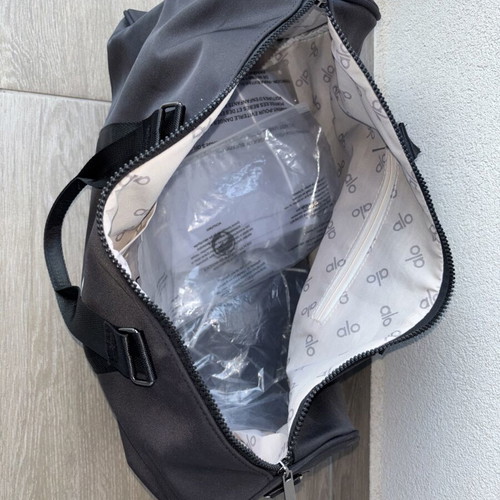 Alo dufflebag new with tags