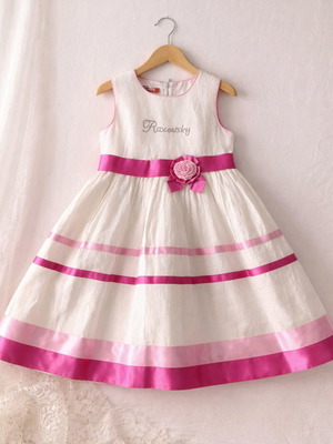 Φόρεμα Mini Raxevsky λινό λευκό με ροζ κορδέλα, σαν καινούργιο, 6 ετών