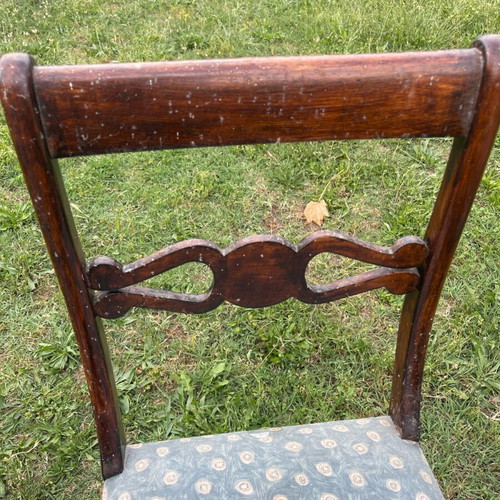 Extendable round dining table with 6 chairs used