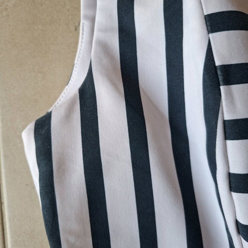 H&M dress like new, elastic mini, white and blue