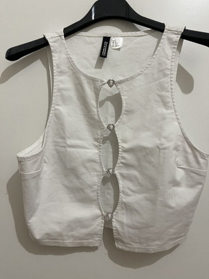 H&M white crop top with rhinestone hearts