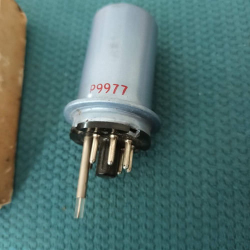 Raytheon jan-crp-2k45 p9977 valve tube like new