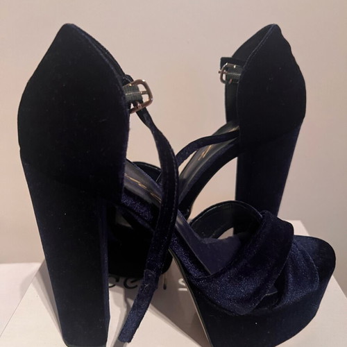 Blue velvet Sante sandals new, size 38