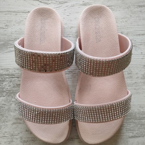 Slippers new, pink with white stones, size 38