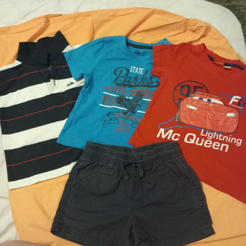 Baby clothes set 12-24 months like new, 4 pieces with gift socks