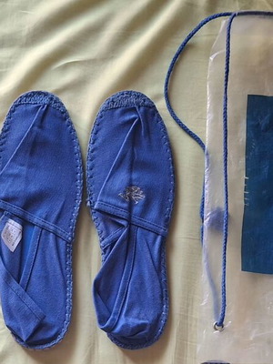 Εσπαντρίγιες Polo, μπλε νούμερο 43 και κόκκινη νούμερο 42, με τσάντα
