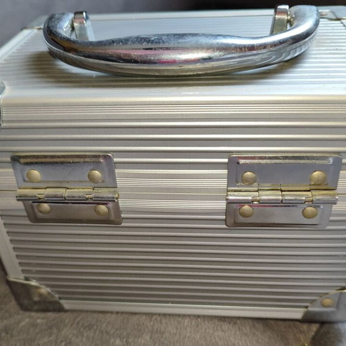 Mini aluminum jewelry box with mirror and key