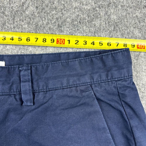 Calvin Klein Men's Navy Chino Shorts Size 29 Used Y2K Vintage