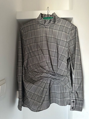 Zara top size S black and white checkered new