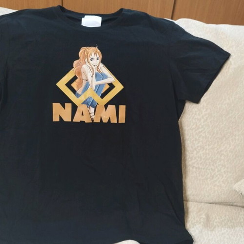 One Piece Nami T-Shirt new, size Large