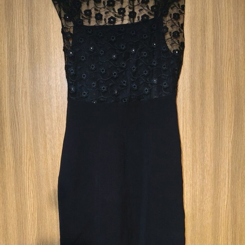 Dress with lace small-medium festive like new, black