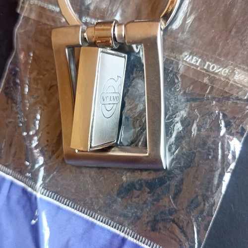 Vintage Volvo spinning keychain, New Old Stock, heavy metal 37g