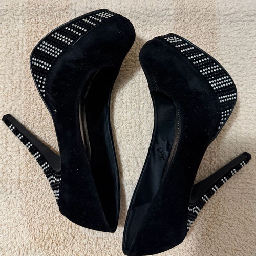 Centro black high heel pumps with rhinestones size 39 used