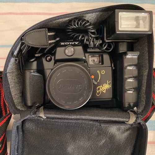 Sony camera like new with case