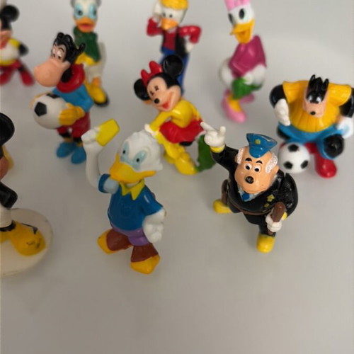 Kinder Mickey and Friends Soccer Team Figures like new