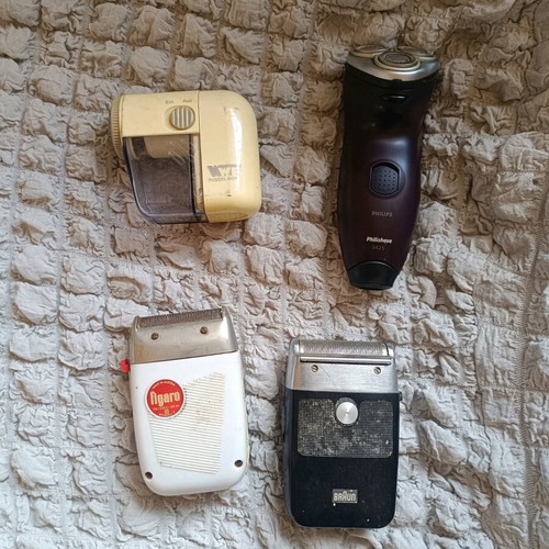 Vintage Braun Philips Figaro and WFE Fusselboy shavers used, pack of 4