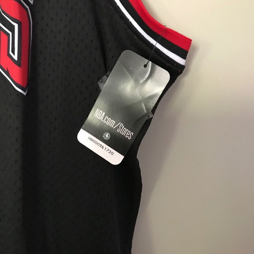 Mitchell & Ness Michael Jordan #23 Chicago Bulls Swingman Jersey XL new authentic