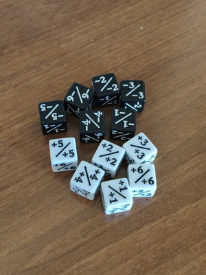 Magic the Gathering counters set of 12 dice new