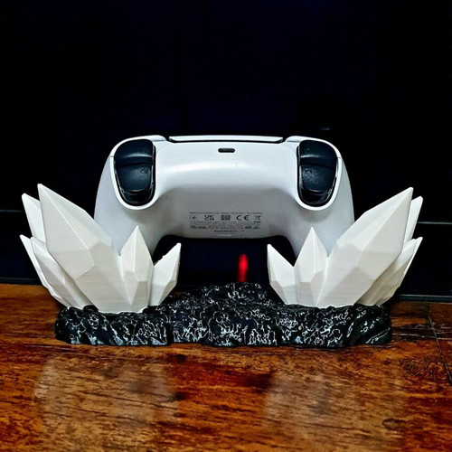 Crystal PS 5 controller holder like new