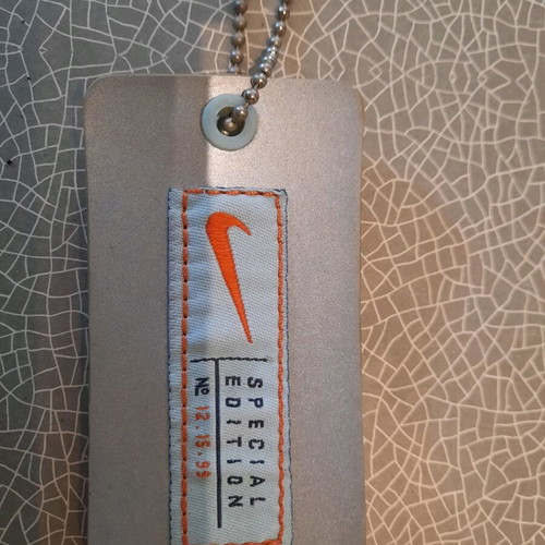 Vintage Nike Special Edition Hangtag / Μπρελόκ Millennium (12.15.99)
