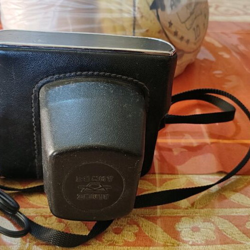 Zenit camera like new, collectible with accessories
